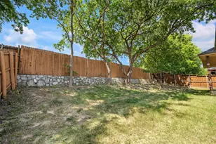 928 Water Garden Cir, Little Elm, TX 75068 - Photo 23