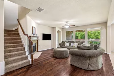 8 Duskview Lane, Edgecliff Village, TX 76134 - Photo 5