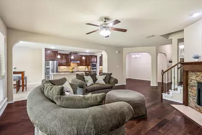 8 Duskview Lane, Edgecliff Village, TX 76134 - Photo 5