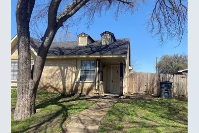 2425 Limestone Drive, Arlington, TX 76014 - Photo 1