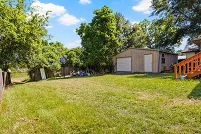 720 Buffalo Street, Gilmer, TX 75644 - Photo 5