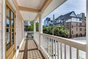 2214 Routh St, Dallas, TX 75201 - Photo 23