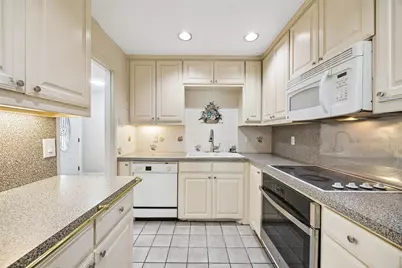 9149 Emberglow Lane, Dallas, TX 75243 - Photo 9