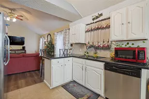 5210 Rowcrop Dr, Arlington, TX 76017 - Photo 7