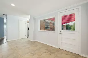 8938 Lockhaven Dr, Dallas, TX 75238 - Photo 13