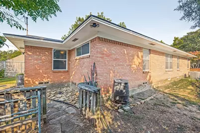 8938 Lockhaven Drive, Dallas, TX 75238 - Photo 23