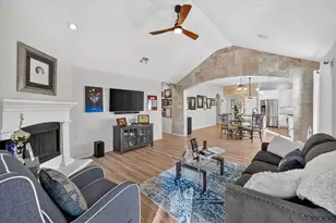 8021 Branch Hollow Trail, Fort Worth, TX 76123 - Photo 11
