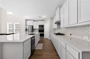 300 Breeds Hl Rd, Little Elm, TX 75068 - Photo 15