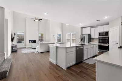 300 Breeds Hill Road, Little Elm, TX 75068 - Photo 5