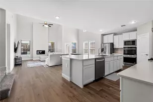 300 Breeds Hl Rd, Little Elm, TX 75068 - Photo 5