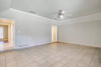 2400 Westpark Way Circle, Euless, TX 76040 - Photo 5