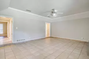 2400 Westpark Way Cir, Euless, TX 76040 - Photo 5