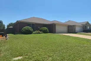 2009 Wahoo Dr, Mansfield, TX 76063 - Photo 3