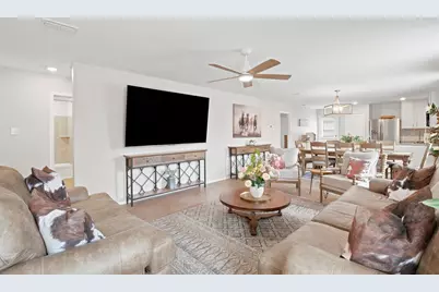 1028 Naranjos Drive, Fort Worth, TX 76052 - Photo 9