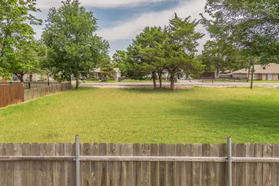 816 Balkan Drive, Lancaster, TX 75134 - Photo 11