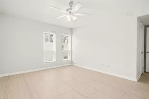 5926 Sandhurst Ln, Dallas, TX 75206 - Photo 19