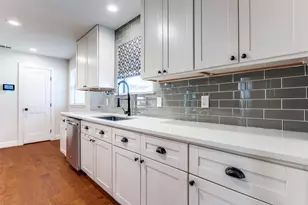 8647 Langdale Cir, Dallas, TX 75238 - Photo 5