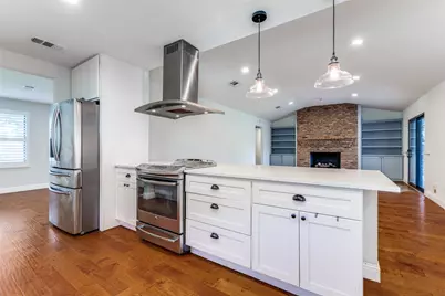 8647 Langdale Circle, Dallas, TX 75238 - Photo 3