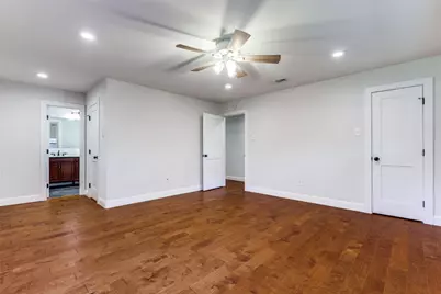 8647 Langdale Circle, Dallas, TX 75238 - Photo 9