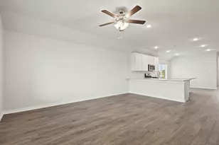 9236 Union Pacific Dr, Fort Worth, TX 76036 - Photo 5
