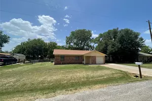 204 Cedar Ln, Tolar, TX 76476 - Photo 21