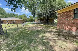 204 Cedar Ln, Tolar, TX 76476 - Photo 19