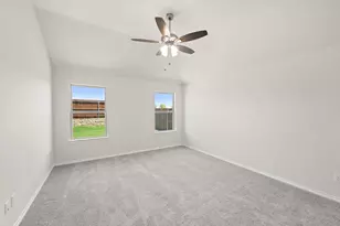408 Comanche Dr, Cleburne, TX 76033 - Photo 5