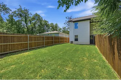 227 W Bond Street, Denison, TX 75020 - Photo 23