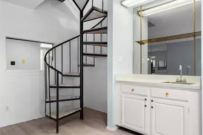 5590 Spring Valley #H 203, Dallas, TX 75254 - Photo 13