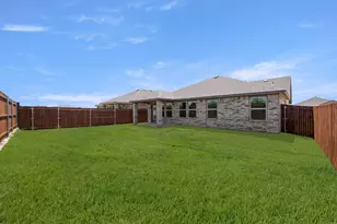 404 Comanche Dr, Cleburne, TX 76033 - Photo 25