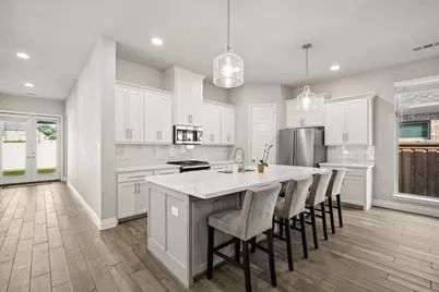 8721 Navidad Falls Drive, McKinney, TX 75071 - Photo 11