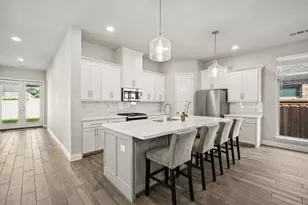 8721 Navidad Falls Dr, McKinney, TX 75071 - Photo 11