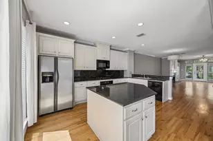 3943 N Hall St, Dallas, TX 75219 - Photo 5