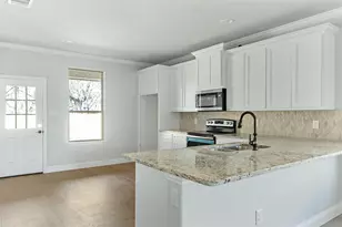 2117 Avenue B, Grand Prairie, TX 75051 - Photo 7