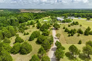 919 Harrell Rd, Howe, TX 75459 - Photo 33