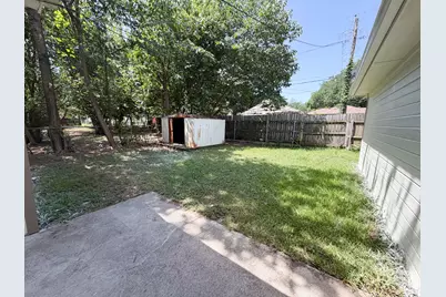 1005 S Carlton Street, Ennis, TX 75119 - Photo 3