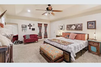 1701 N Saint Charles Avenue, Pilot Point, TX 76258 - Photo 15