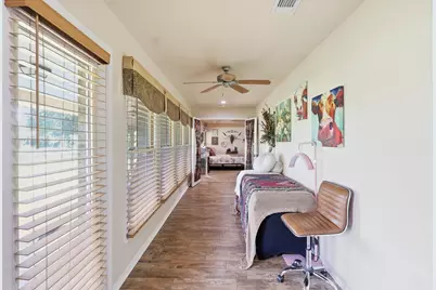 1701 N Saint Charles Avenue, Pilot Point, TX 76258 - Photo 17
