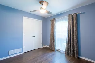 903 Meadow Creek Dr, Allen, TX 75002 - Photo 27