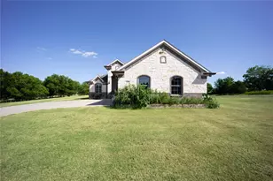 135 Turnberry Ln, Corsicana, TX 75110 - Photo 3
