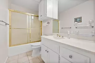 2129 Reflection Bay Dr, Arlington, TX 76013 - Photo 19