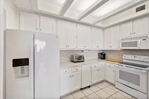 2129 Reflection Bay Dr, Arlington, TX 76013 - Photo 23