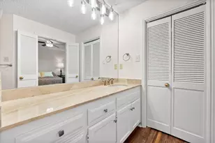 2129 Reflection Bay Dr, Arlington, TX 76013 - Photo 21