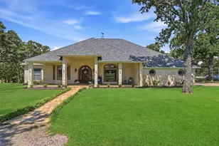171 Briarcreek Rd, Whitesboro, TX 76273 - Photo 1