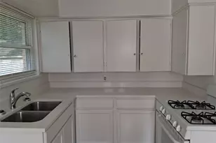 3019 Avon St, Dallas, TX 75211 - Photo 5