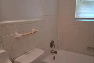 3019 Avon St, Dallas, TX 75211 - Photo 9