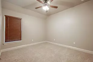 917 Joshua Ct, Granbury, TX 76048 - Photo 21