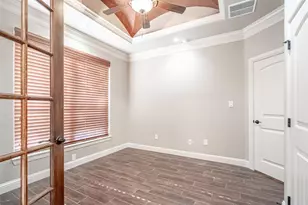 917 Joshua Ct, Granbury, TX 76048 - Photo 19