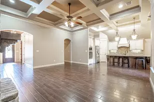 917 Joshua Ct, Granbury, TX 76048 - Photo 7