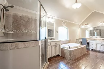 917 Joshua Court, Granbury, TX 76048 - Photo 15